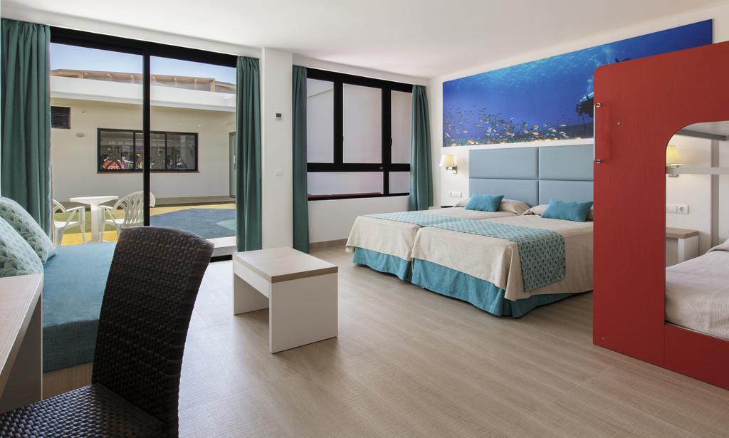Marvell Club Hotel & Apartments Sant Antoni de Portmany Zewnętrze zdjęcie